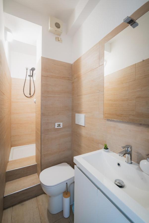 Suite "Castello" Del Garda - Apt Per Coppie Garda Десенцано дел Гарда Екстериор снимка