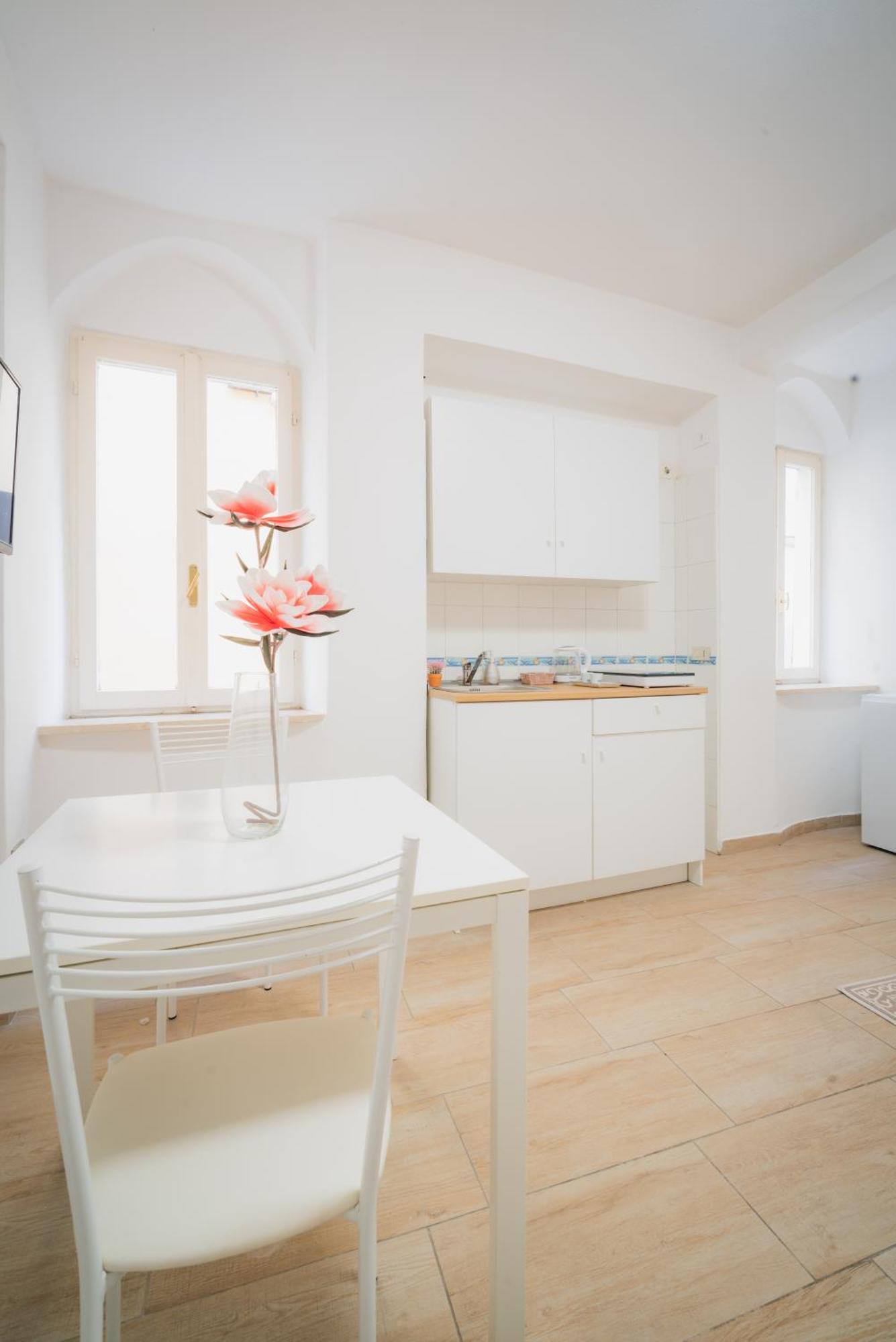 Suite "Castello" Del Garda - Apt Per Coppie Garda Десенцано дел Гарда Екстериор снимка